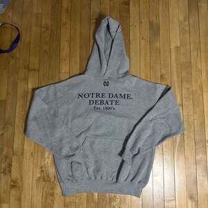 Notre Dame hoodie Collar is ripped Size XXL (fits...
